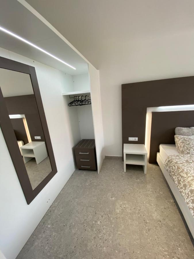 Apartmani Kumenat Biograd Na Moru Zewnętrze zdjęcie