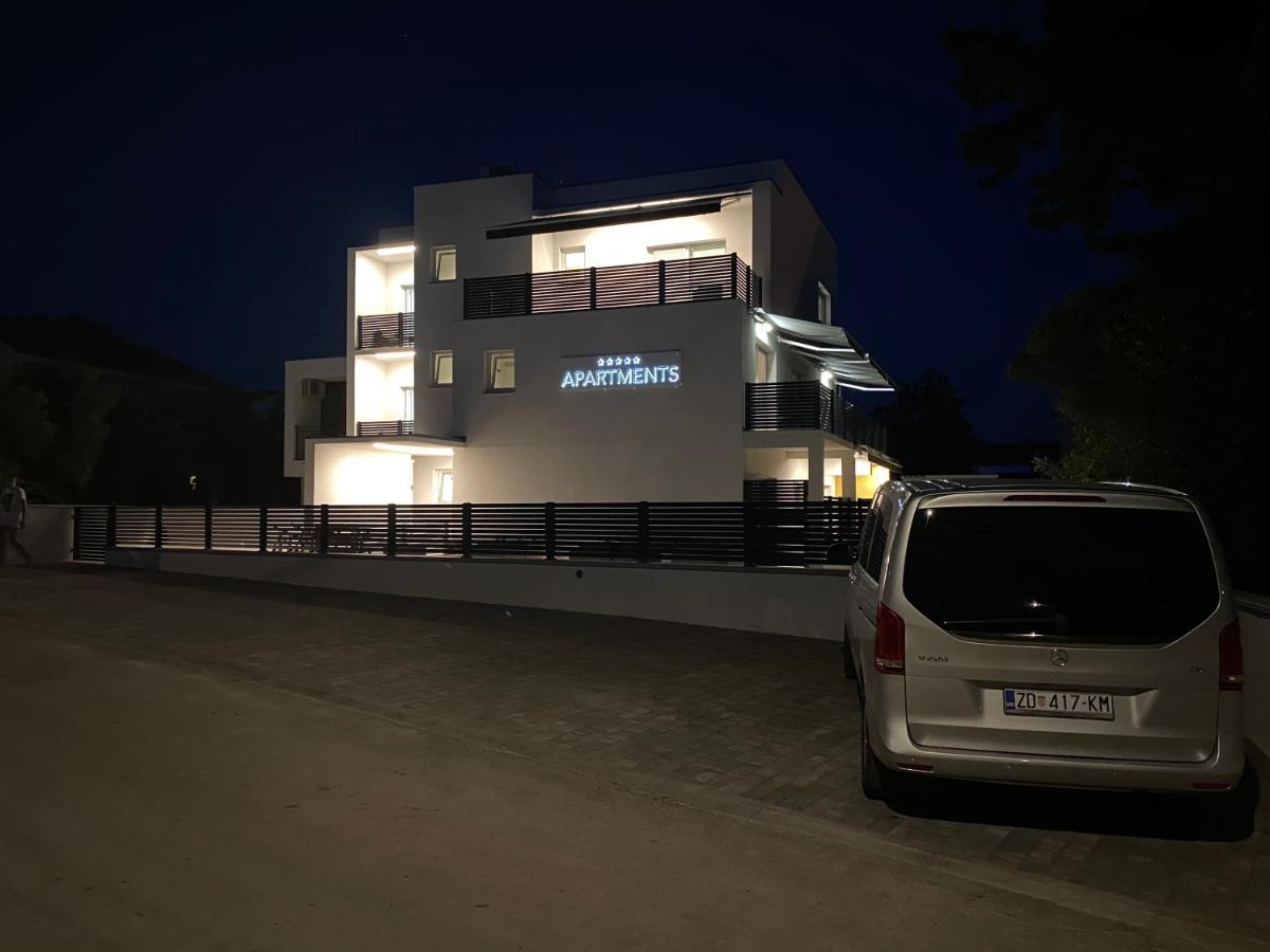 Apartmani Kumenat Biograd Na Moru Zewnętrze zdjęcie