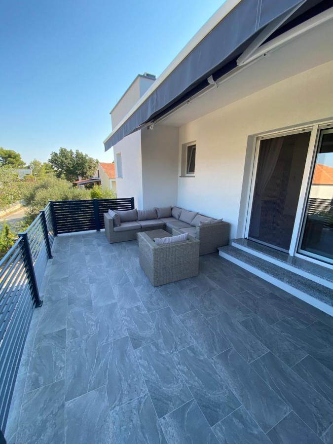 Apartmani Kumenat Biograd Na Moru Zewnętrze zdjęcie
