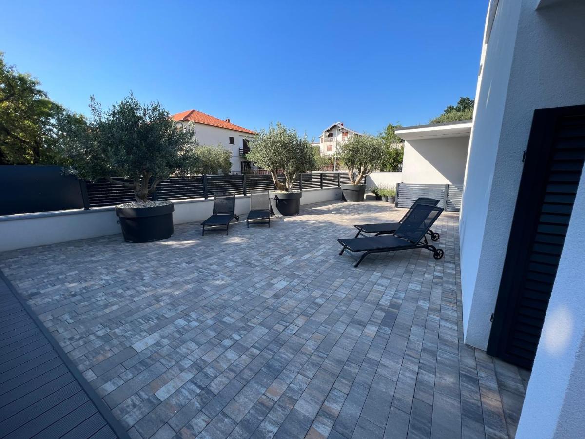 Apartmani Kumenat Biograd Na Moru Zewnętrze zdjęcie