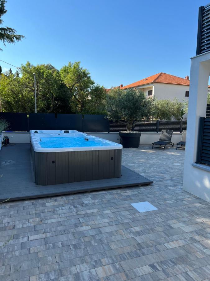 Apartmani Kumenat Biograd Na Moru Zewnętrze zdjęcie